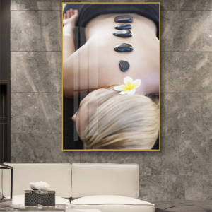 Tranh Cô Gái Treo Spa SP06
